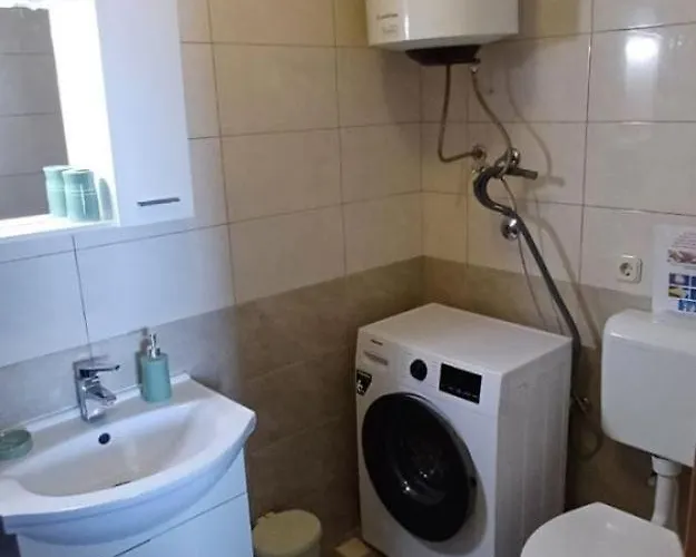 1 Lägenhet Savar